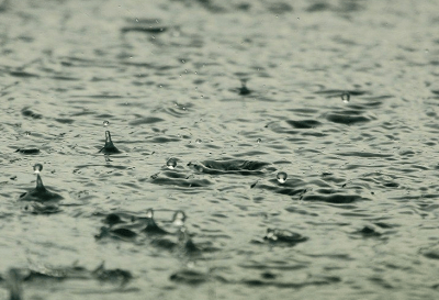 夢到下大雨到處都是水